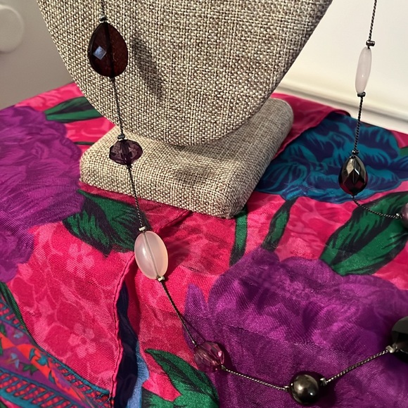 Purple and gunmetal necklace, unmarked - Picture 5 of 8